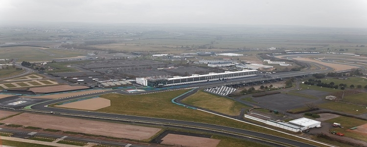 Terrenos en las proximidades del circuito automovilístico de Magny-Cours, en Nièvre